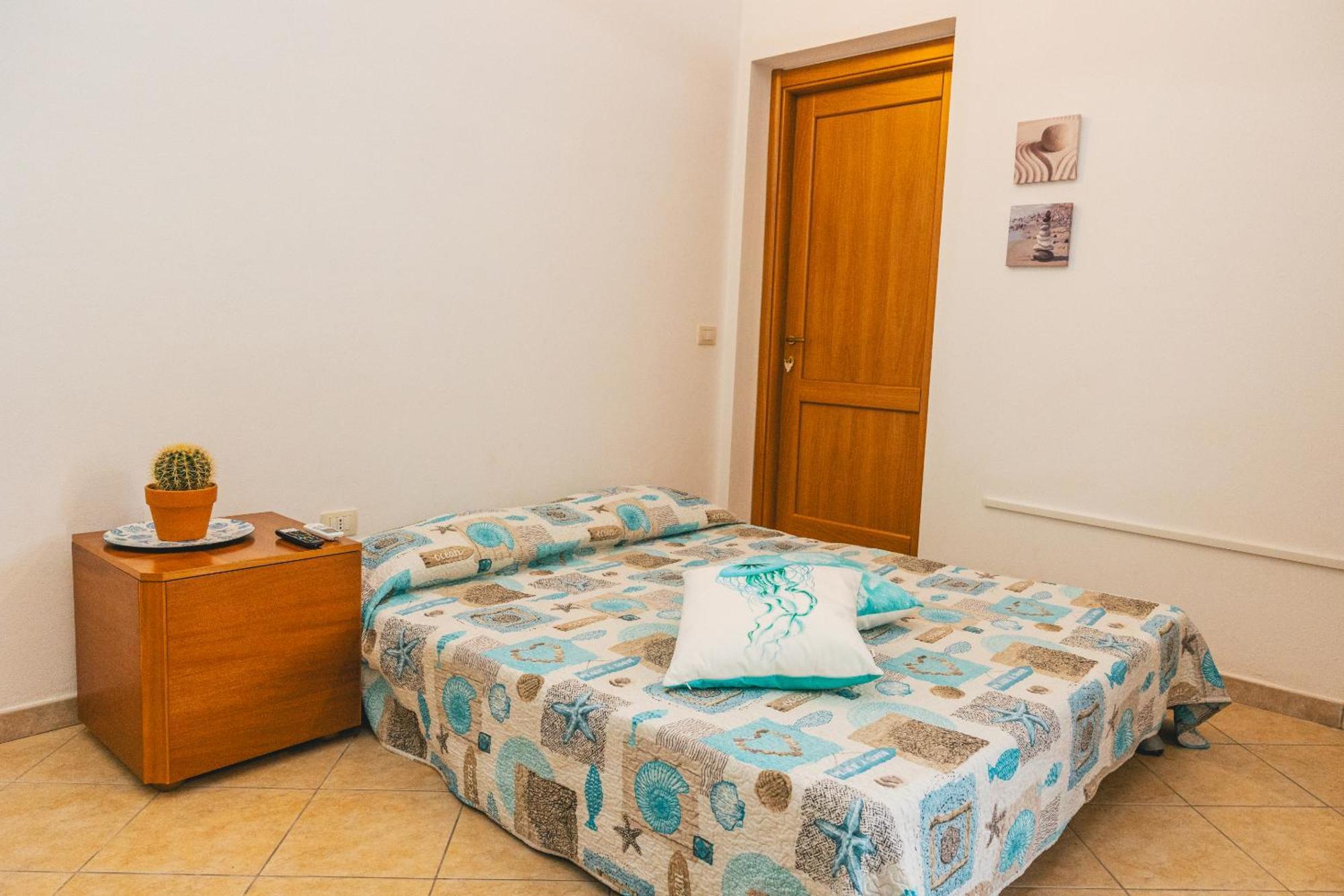 Case Vacanze Il Sogno 2 Porto Pino Habitación foto