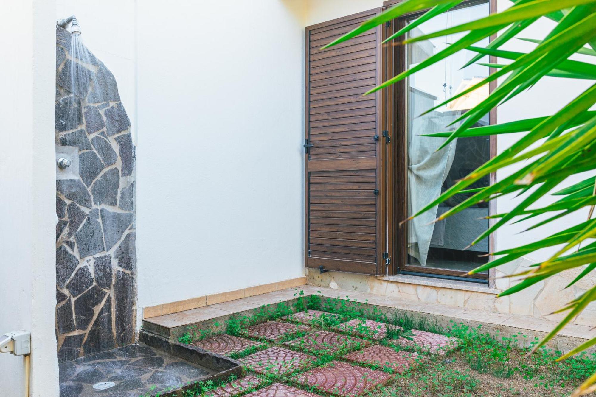 Case Vacanze Il Sogno 2 Porto Pino Habitación foto